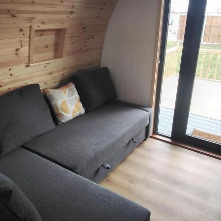 Готель Glamping Pods Кромер Екстер'єр фото