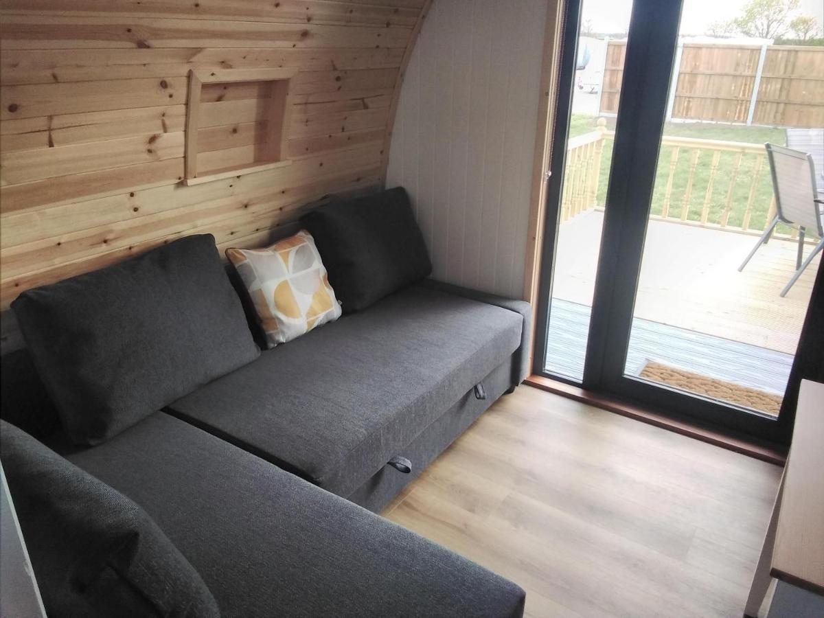 Готель Glamping Pods Кромер Екстер'єр фото