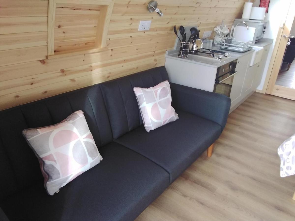 Готель Glamping Pods Кромер Екстер'єр фото
