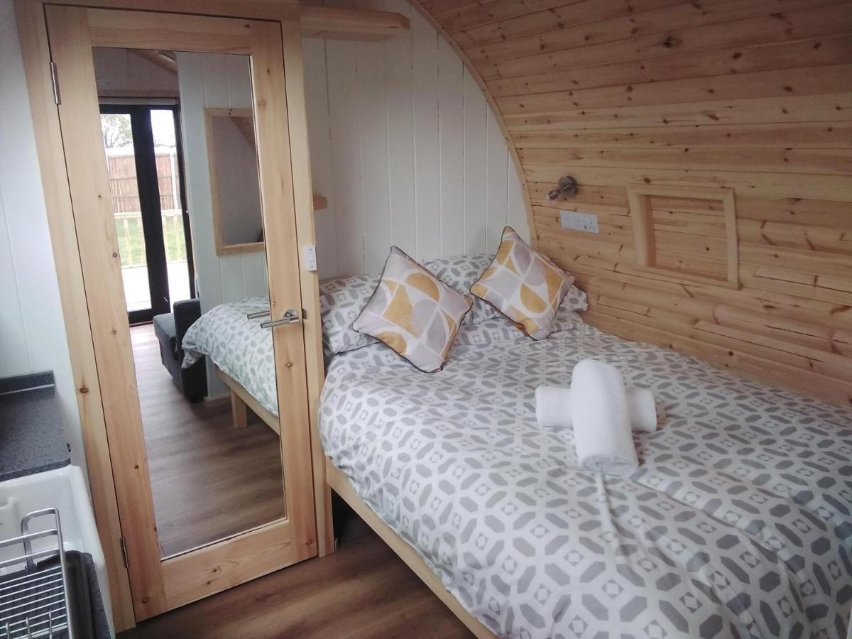 Готель Glamping Pods Кромер Екстер'єр фото