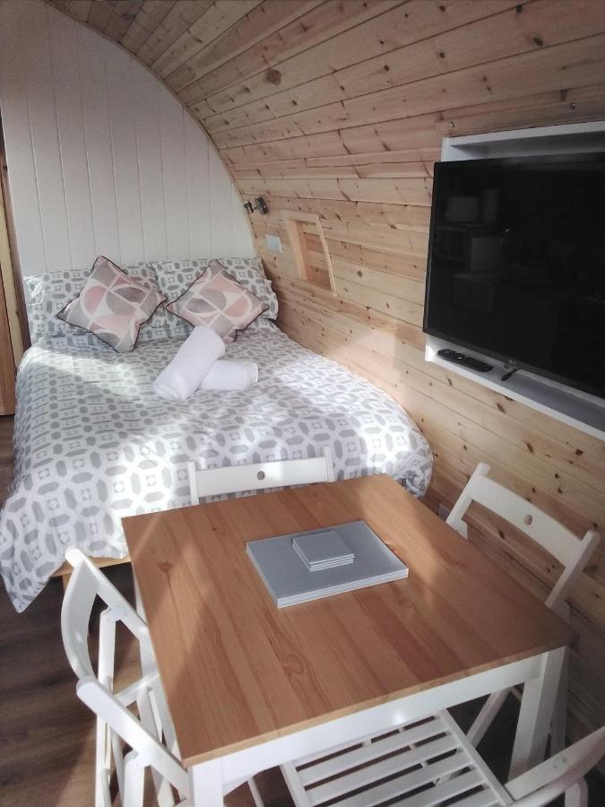 Готель Glamping Pods Кромер Екстер'єр фото